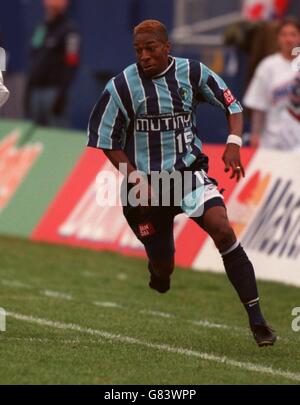 Soccer tampa bay mutiny v new england revolution hi-res stock photography  and images - Alamy