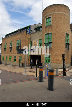 Luton Crown Court stock. General view of Luton Crown Court. Stock Photo