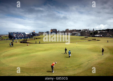 Golf - The Open Championship 2015 - Practice Day Four - St Andrews. A general view of play during a practice day ahead of The Open Championship 2015 at St Andrews, Fife. Stock Photo