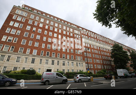 A general view of Dolphin Square in Pimlico, London, as Lord Sewel quit the House of Lords and apologised for the 'pain and embarrassment' he has caused after footage emerged of him allegedly taking cocaine with two prostitutes at his rent-protected flat in the complex. Stock Photo