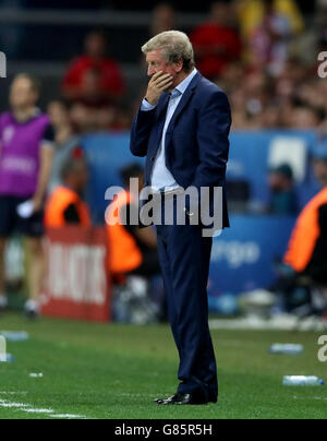 England manager Roy Hodgson looks dejected on the touchline during the Round of 16 match at Stade de Nice, Nice, France. Stock Photo