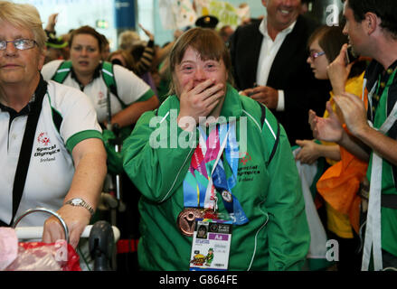 Special Olympics Team Ireland athlete Amy Quinn arrives back at Dublin Airport, having represented Ireland in the 2015 Special Olympics in Los Angeles. Stock Photo