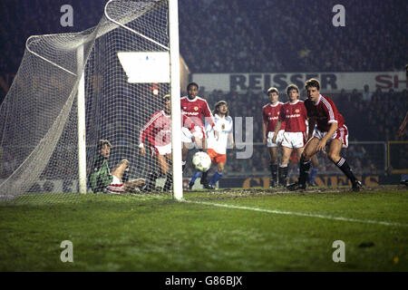 Soccer - European Cup Winners' Cup - Wrexham v Manchester United. Action from Wrexham v Manchester United. Stock Photo