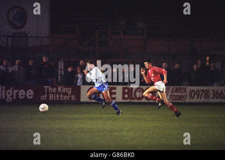 Soccer - European Cup Winners' Cup - Wrexham v Manchester United Stock Photo