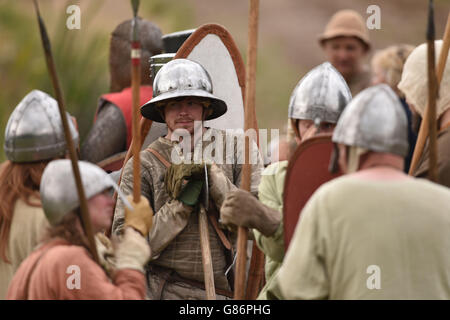 750th Anniversary of the Battle of Evesham. Re-enactors prepare to play out the Battle of Evesham at Abbey Park in Evesham. Stock Photo