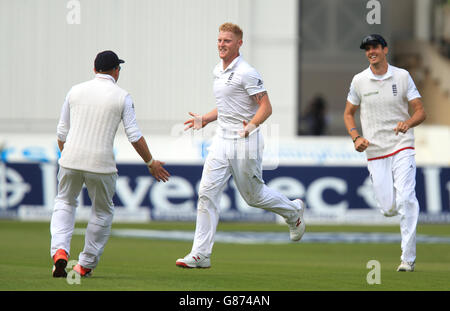 England's Ben Stokes (centre) celebrates taking the wicket of Australia's Shaun Marsh during day two of the Fourth Investec Ashes Test at Trent Bridge, Nottingham. Stock Photo