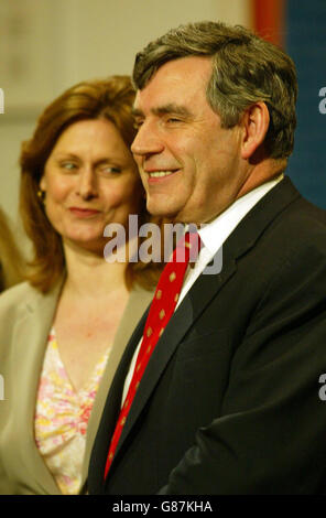 Chancellor Gordon Brown and his wife Sarah after he was declared as the MP for the newly-created constituency of Kirkcaldy and Cowdenbeath. Stock Photo