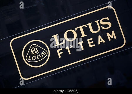 Lotus F1 Team Logo during the 2015 Italian Grand Prix at Monza, Italy. PRESS ASSOCIATION Photo. Picture date: Sunday September 6, 2015. See PA story AUTO Italian. Photo credit should read: David Davies/PA Wire. RESTRICTIONS: Commercial use with prior consent from teams. Stock Photo