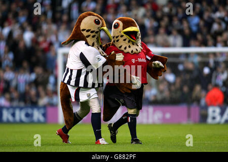 Soccer - FA Barclays Premiership - West Bromwich Albion v Arsenal - The Hawthorns. West Bromwich Albion's mascots Stock Photo