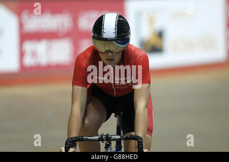 Sport - Sainsbury's 2015 School Games - Day Four - Manchester. Wales' Jessica Roberts in the girls 2 lap team sprint heats during the Sainsbury's 2015 School Games at the National Cycling Centre. Stock Photo