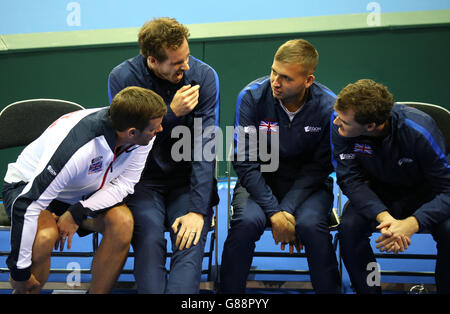 Great Britain's Andy Murray (centre left), Dan Evans (centre right) and Jamie Murray (right) with captain Leon Smith after the Davis Cup Draw at the Emirates Arena, Glasgow. Stock Photo