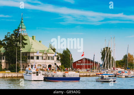 Harbour And Quay Yacht Stand At Pier, Jetty In Summer Day neat Helsinki, Finland. Stock Photo