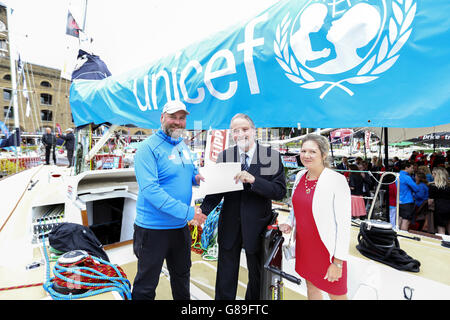 Sailing - Clipper Round the World Yacht Race Launch - Day Three - St Katharine Docks Stock Photo