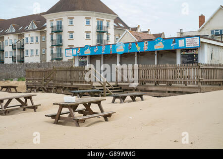 Weston-super-Mare Somerset Closed down beach cafe Stock Photo