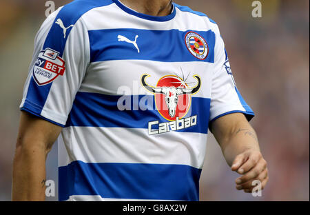 Football shirt sponsor hi-res stock photography and images - Alamy