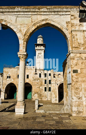 The gilded Islamic shrine Haram al Sharif or Dome of the Rock mosque at the Temple Mount in the old city East Jerusalem Israel Stock Photo