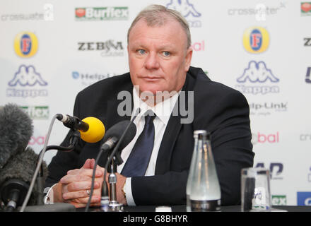 Leeds United manager Steve Evans during a press conference at Elland Road, Leeds. Stock Photo