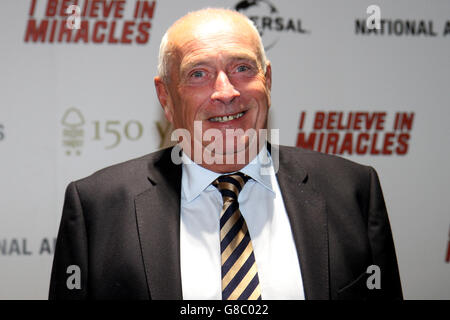 Former Nottingham Forest footballer, John O'Hare, poses for photographs on the red carpet Stock Photo