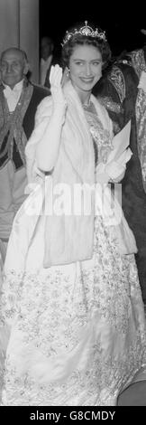 HRH Princess Margaret, Countess of Snowdon visits The Great Wall during ...