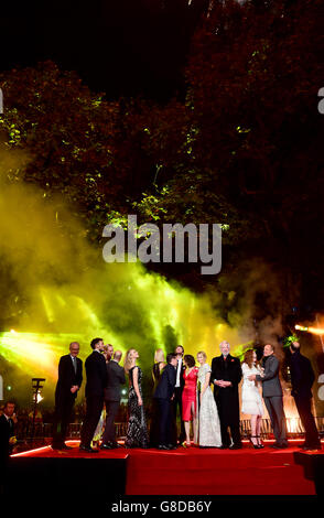 (left to right) Francis Lawrence, Sam Claflin, Gwendoline Christie, Stanley Tucci, Natalie Dormer, Josh Hutcherson, Jennifer Lawrence, Liam Hemsworth, Nina Jacobson, Elizabeth Banks, Donald Sutherland, Julianne Moore, Woody Harrelson and Jon Kilik attending the UK Premiere of The Hunger Games: Mockingjay, Part 2 at the ODEON Leicester Square, London. PRESS ASSOCIATION Photo. See PA story SHOWBIZ HungerGames. Picture date: Thursday November 5, 2015. Photo credit should read: Ian West/PA Wire Stock Photo