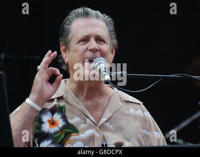 Glastonbury Festival 2005 - Worthy Farm. Brian Wilson performs on the Pyramid Stage. Stock Photo