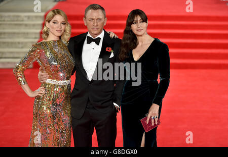 (left to right) Monica Bellucci, Daniel Craig, Lea Seydoux and Naomie ...