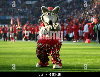 Kansas city chiefs mascot hi-res stock photography and images - Alamy