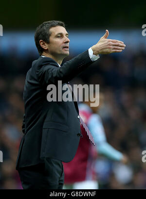 Soccer - Barclays Premier League - Aston Villa v Manchester City - Villa Park. Aston Villa manager Remi Garde Stock Photo