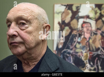 Frankfurt, Germany. 29th June, 2016. German artist Georg Baselitz seen in front of his work 'The new guy' in the exhibition 'Georg Baselitz. The Heroes' at the Staedel art museum in Frankfurt am Main, Germany, 29 June 2016. The monographic special exhibition features some 70 works by the painter. Credit:  dpa picture alliance/Alamy Live News Stock Photo