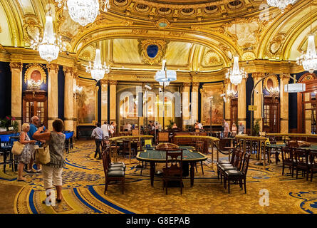 Monte Carlo casino, Monaco, visitors in the La Salle Europe room Stock Photo