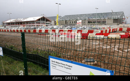 Construction work taking place at the North Wales Prison in Wrexham Industrial Estate, North Wales, as nine new prisons are to be built under plans to close Victorian jails and sell them for housing, the Government has announced. Stock Photo
