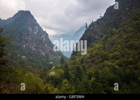 Himalayan village on the track to the Everest base camp. Stock Photo