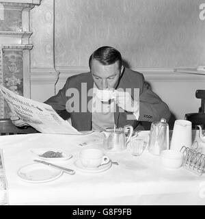 Soccer - World Cup 1966 - England Team at the Hendon Hall Hotel Stock Photo