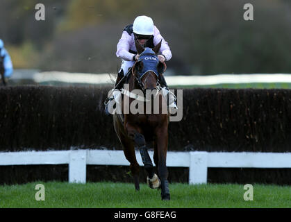 Start of National Hunt - Leicester Racecourse Stock Photo - Alamy