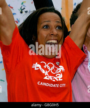 Double Olympic Champion Dame Kelly Holmes DBE (3rd Left) During An ...