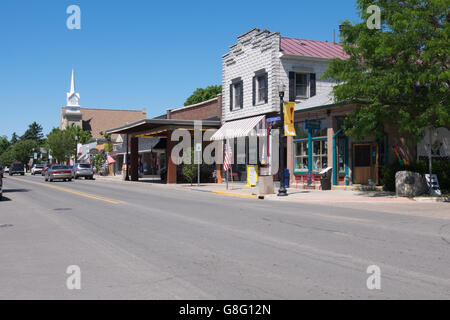 Downtown Pentwater, Michigan on a bright summer day Stock Photo - Alamy