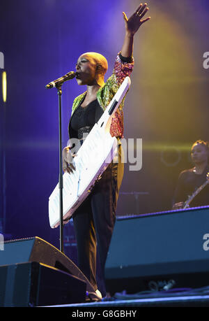 Laura Mvula performing during a concert hosted by Prince Harry's ...