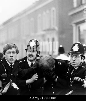 British Crime - Civil Disturbance - The Brixton Riots - London - 1981 ...