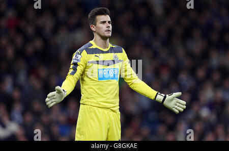 Newcastle United goalkeeper Karl Darlow during the Barclays Premier League match at The Hawthorns, West Bromwich. Stock Photo