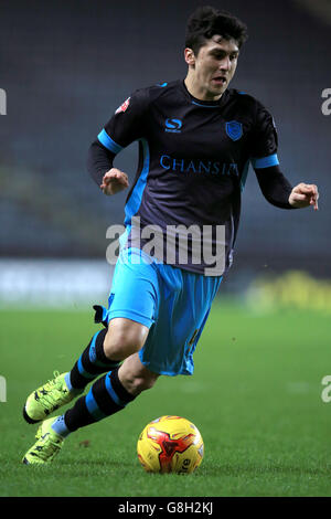 Milton Keynes Dons v Sheffield Wednesday - Sky Bet Championship - Stadium mk. Sheffield Wednesday's Fernando Forestieri Stock Photo