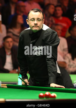 Betway UK Snooker Championship - Day Ten - York Barbican. Martin Gould in action against David Grace during day ten of the 2015 Betway UK Snooker Championship at The York Barbican, York. Stock Photo