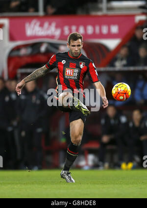 AFC Bournemouth v Manchester United - Barclays Premier League - Vitality Stadium. Steve Cook, AFC Bournemouth. Stock Photo