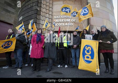 Members of staff at the National Museum of Scotland in Edinburgh strike for a second day to support the Public and Commercial Services (PCS) union in a bid to get museum management to reintroduce weekend working allowances for all its staff. Stock Photo