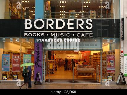 General Views of Shops in London. Borders book store on Oxford Street. Stock Photo