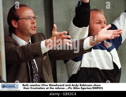 Bath coaches Clive Woodward (left) and Andy Robinson (right) show their frustration at the referee Stock Photo