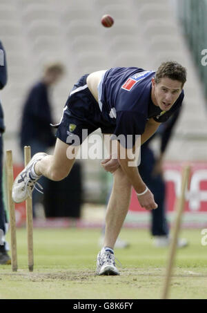 Cricket - The Ashes - npower Third Test - England v Australia - Australia Practice Session - Old Trafford Stock Photo