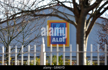 General view of an Aldi store on the Old Kent Road in London. Stock Photo