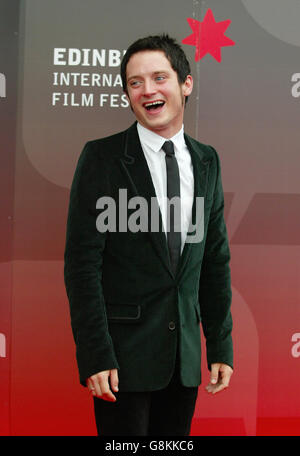 Elijah Wood arrives for the gala screening of Green Street, at the UGC Cinema in Edinburgh, Scotland Tuesday 23 August 2005, during the Edinburgh International Film Festival. PRESS ASSOCIATION Photo. Photo credit should read: David Cheskin/PA. Stock Photo