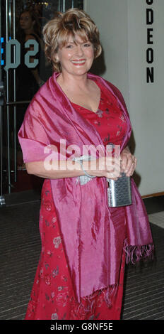 BRENDA BLETHYN PRIDE AND PREJUDICE (2005 Stock Photo: 31229635 - Alamy