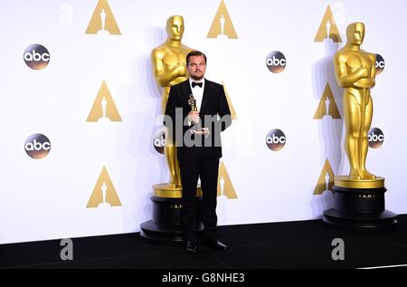 Leonardo DiCaprio with the Academy Award for Best Actor in the press room of the 88th Academy Awards held at the Dolby Theatre in Hollywood, Los Angeles, CA, USA, February 28, 2016. Stock Photo